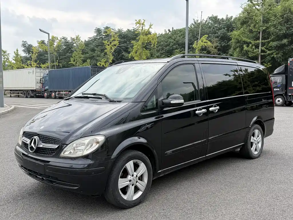 Mercedes-Benz Viano