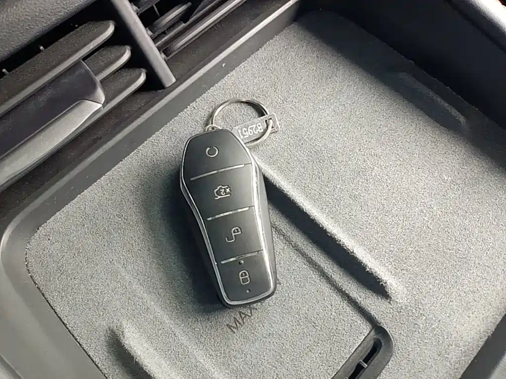 BYD Seals 06 DM-i версия для путешествий — миниатюра 9