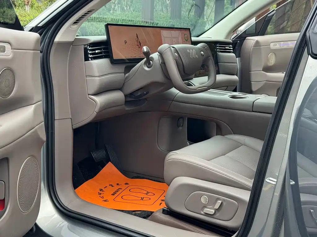 ZHIJI AUTOMOBILE ZHIJI LS6