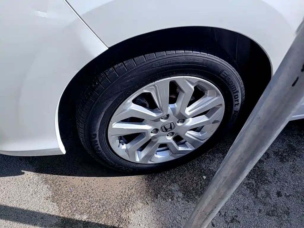 Honda Fit — миниатюра 23