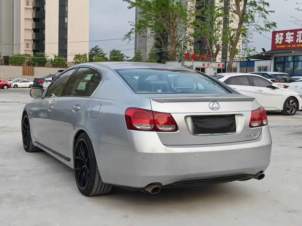 Lexus GS — миниатюра 9