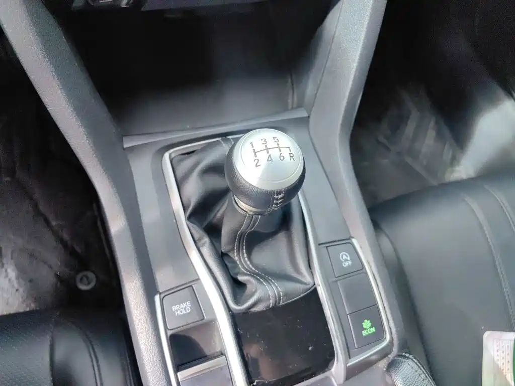 Honda Civic — миниатюра 10
