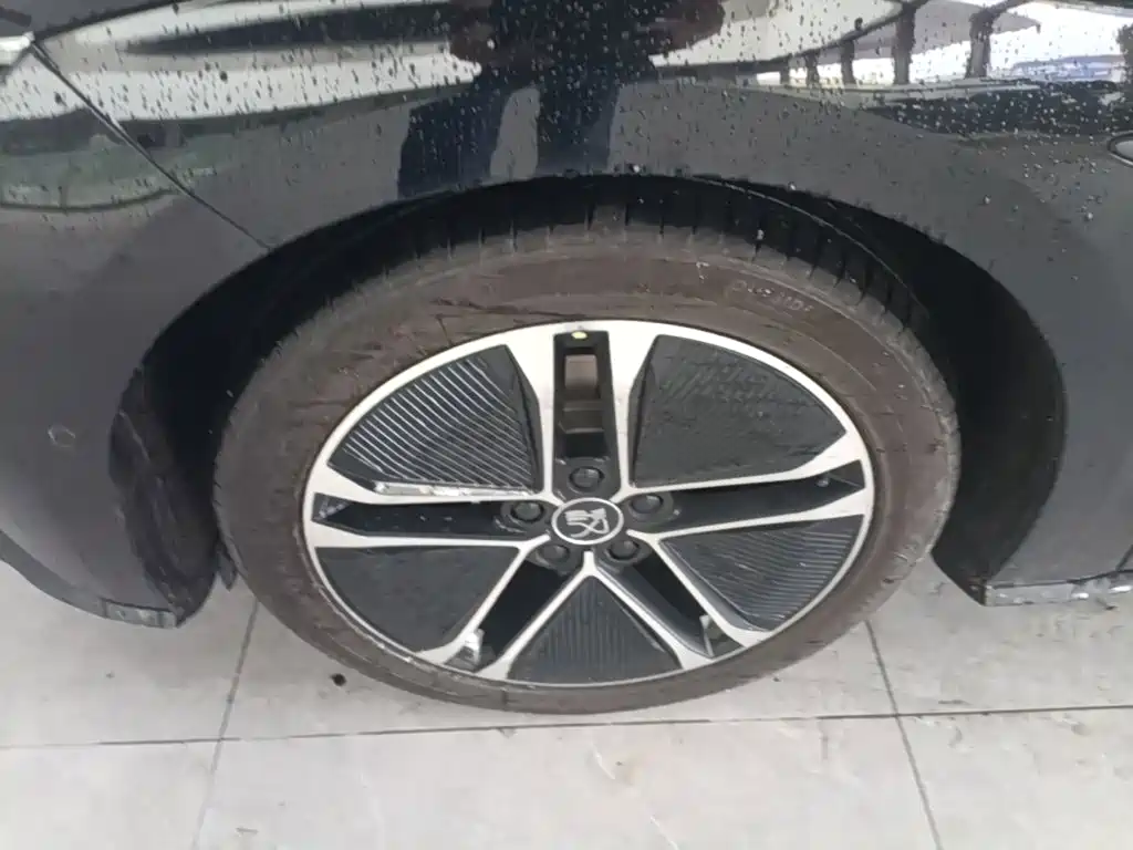 BYD Han — миниатюра 23