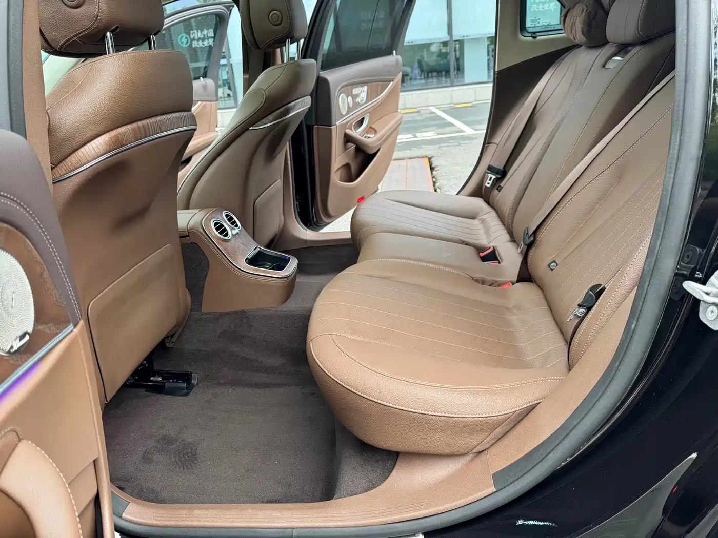 Mercedes-Benz E-Class id 4629004 из Китая 10
