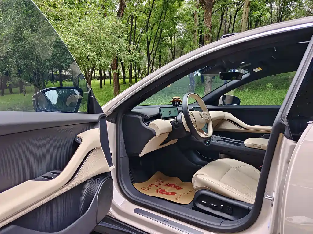 NIO ET5T — миниатюра 8
