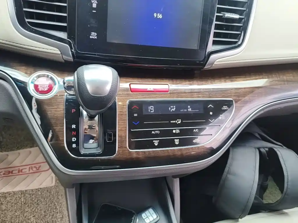 Honda Odyssey — миниатюра 14