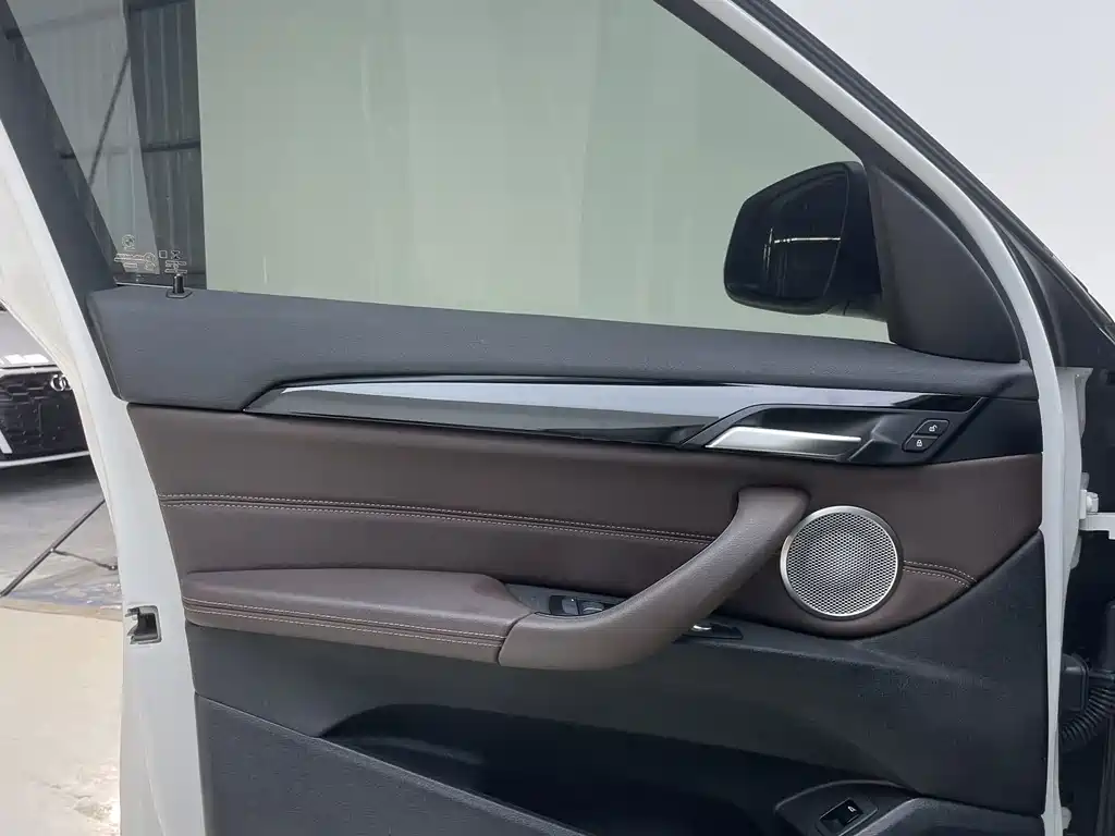 BMW X1 — миниатюра 18