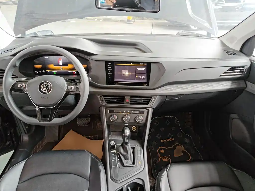 Volkswagen Tharu — миниатюра 10