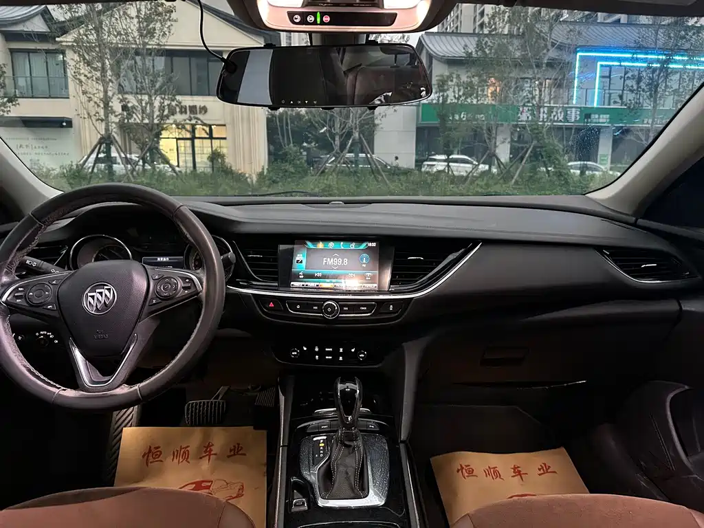 Buick Regal — миниатюра 6
