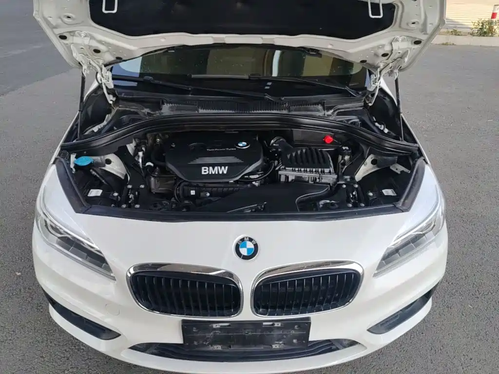 BMW 2 Series Active Tourer — миниатюра 20