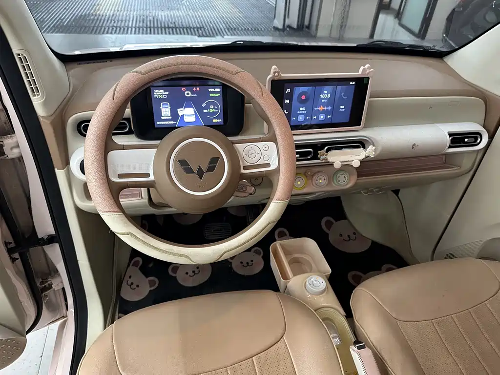 Wuling MINIEV — миниатюра 6