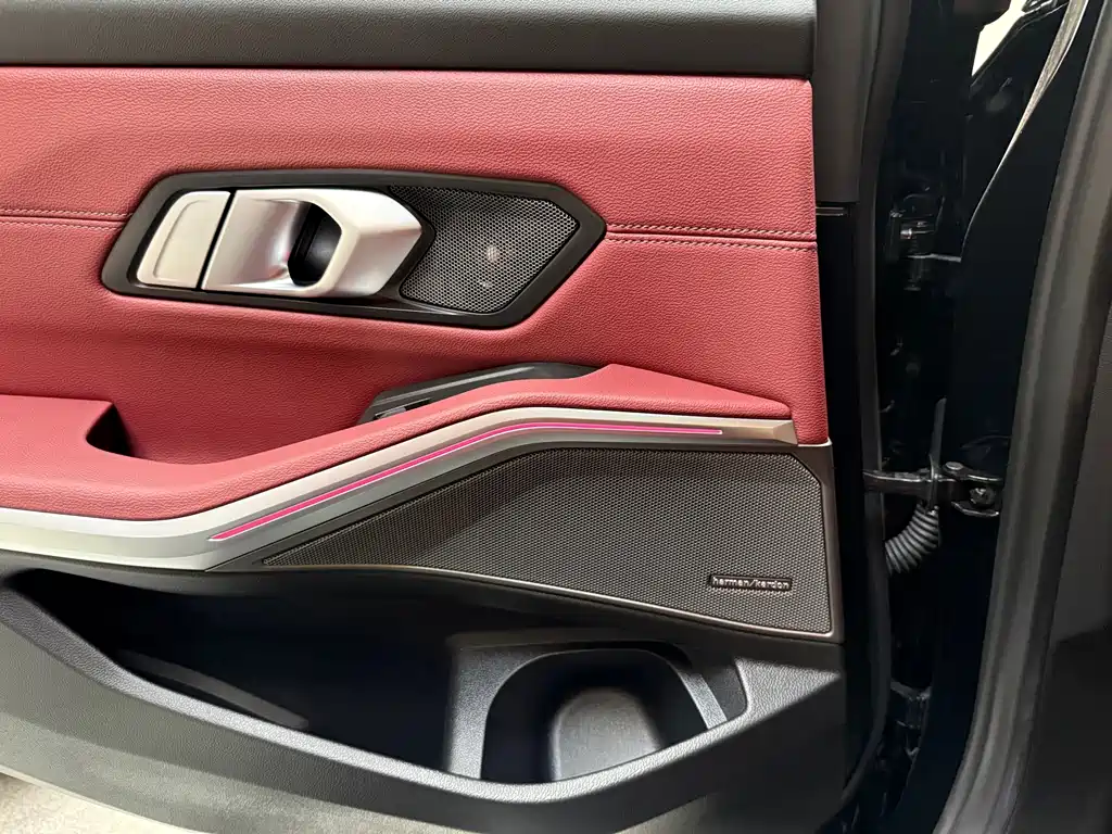 BMW 3 Series — миниатюра 15