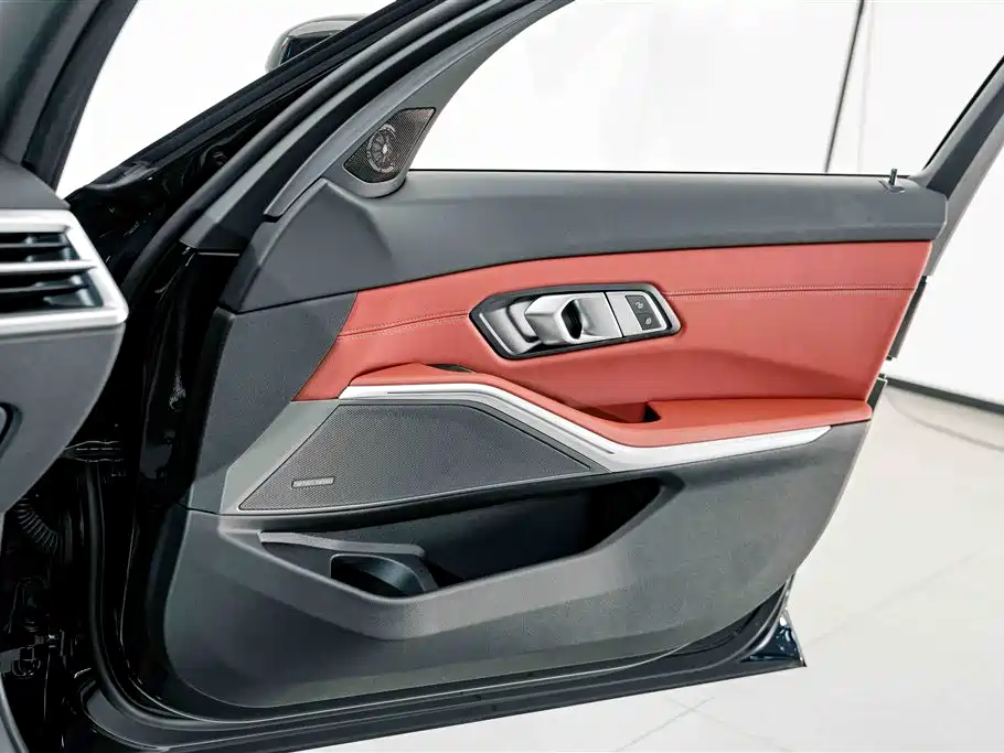 BMW 3 Series — миниатюра 16