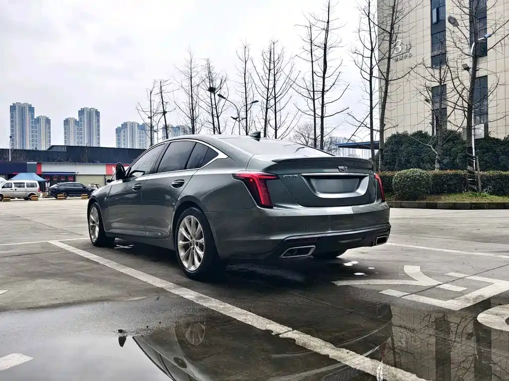 CADILLAC CT5