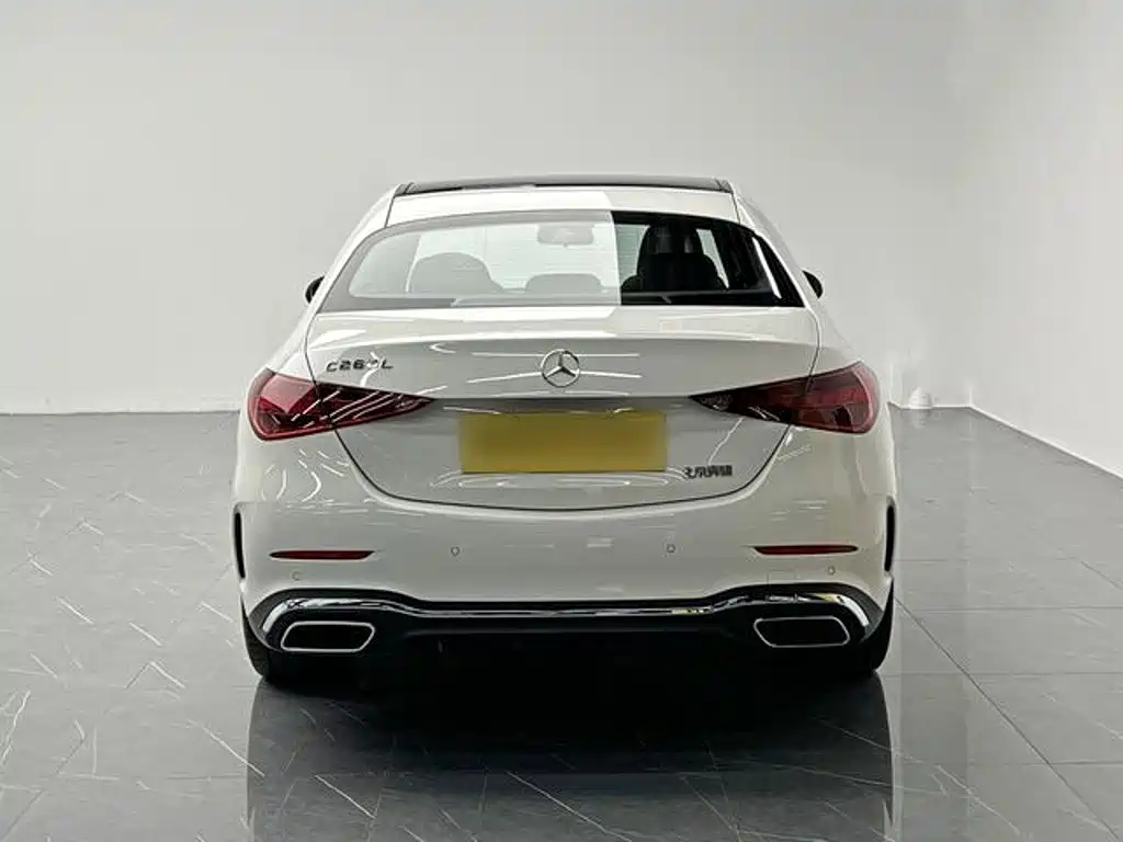 Mercedes-Benz C-Class — миниатюра 11
