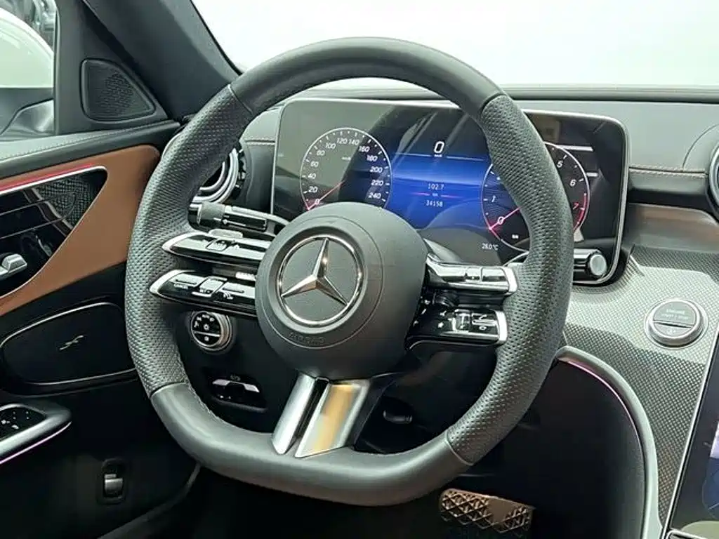 Mercedes-Benz C-Class — миниатюра 17
