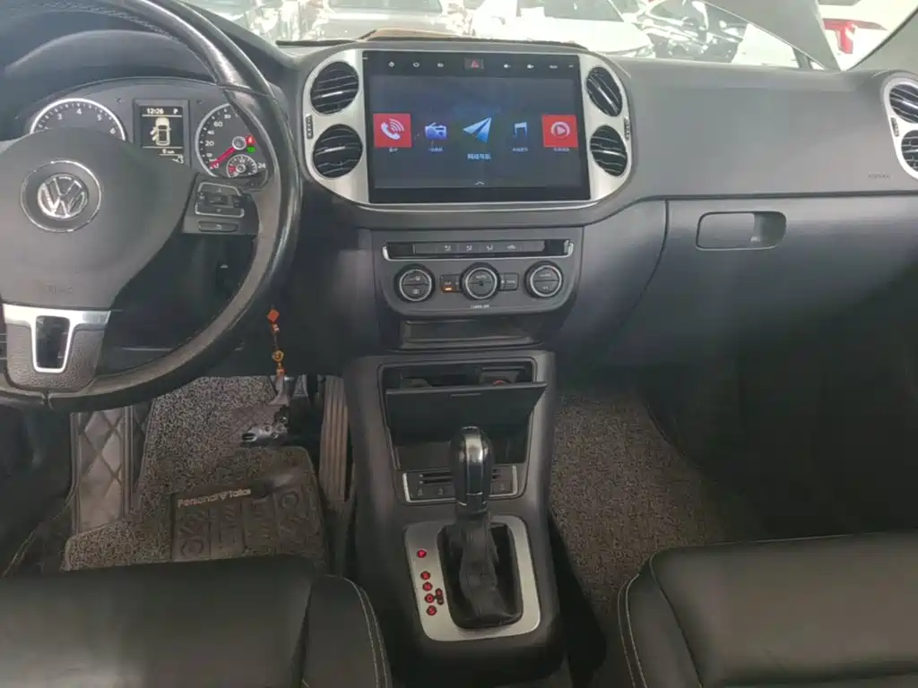 Volkswagen Tiguan — миниатюра 13