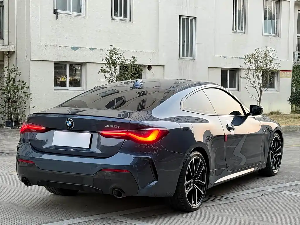 BMW 4 Series — миниатюра 14