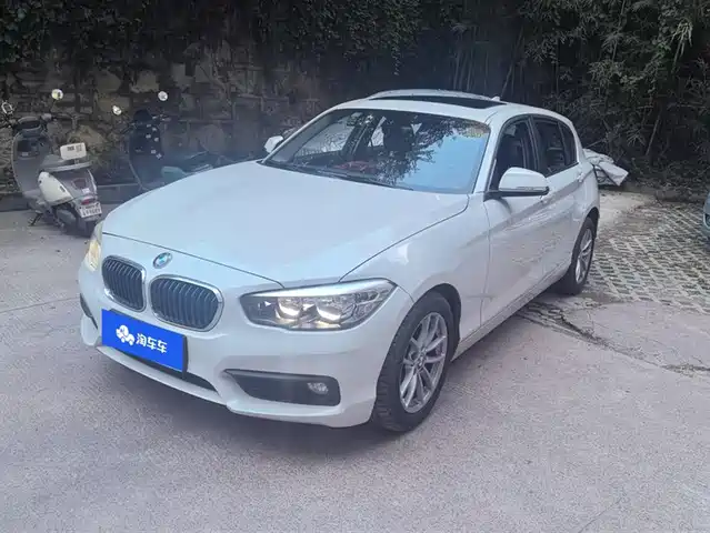 BMW  1 SERIES 2016