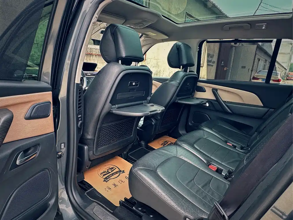 Citroen C4 Picasso — миниатюра 15
