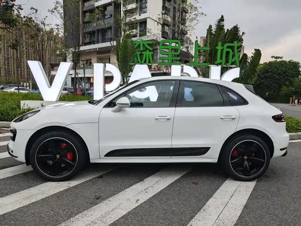 Porsche Macan 2016 Macan Turbo 3.6T