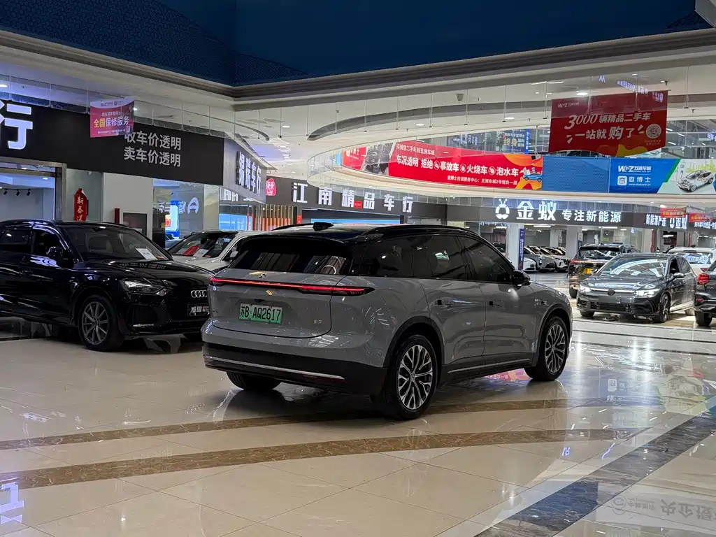 NIO ES6 — миниатюра 5