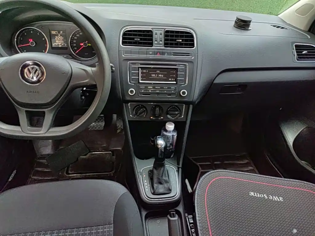 Volkswagen Polo — миниатюра 13
