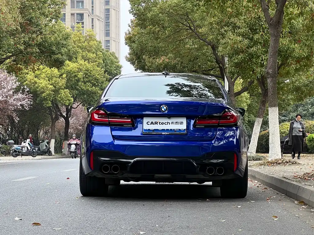 BMW M5 — миниатюра 23