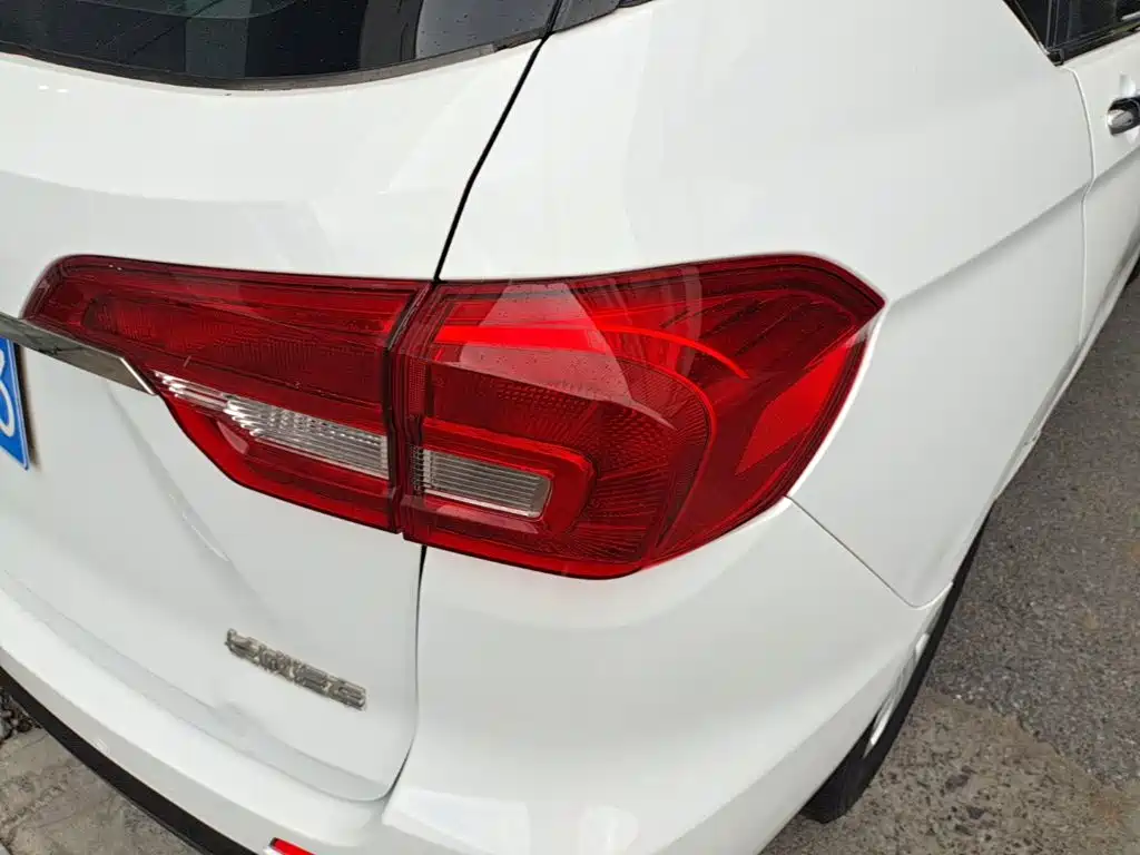 Haval M6 — миниатюра 8