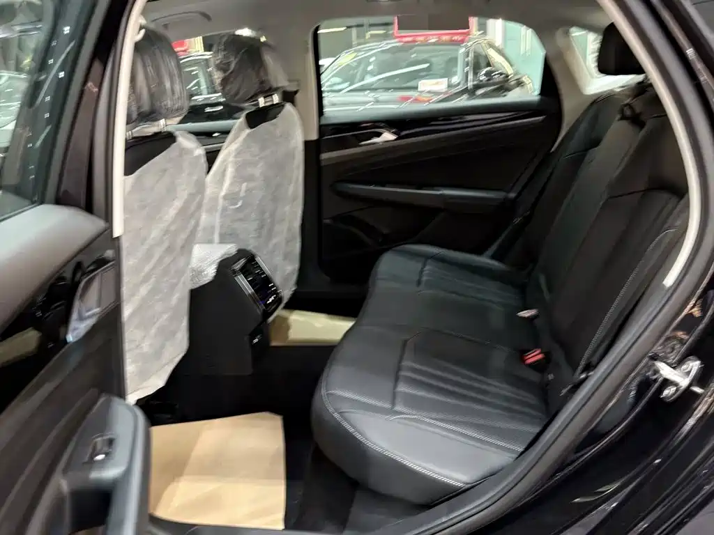Volkswagen Passat — миниатюра 13