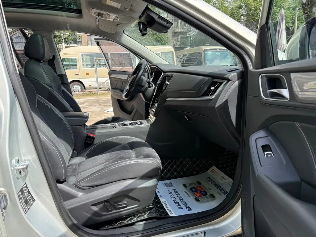 Roewe RX5 New Energy — миниатюра 21