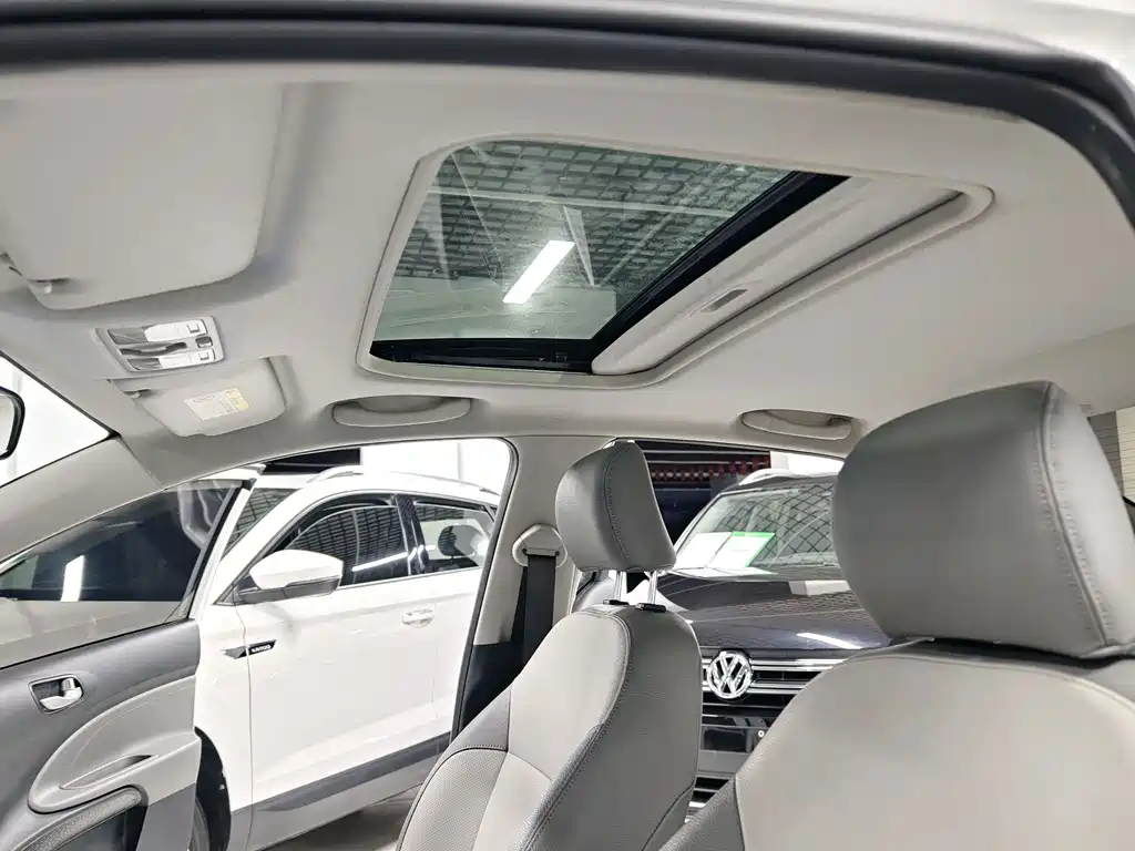 Kia Huanchi 1.4L Auto Smart Edition Value China VI, фото 13