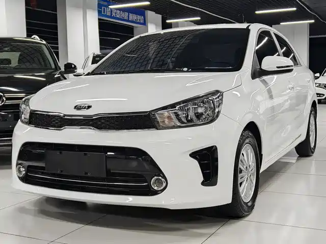Kia Pegas