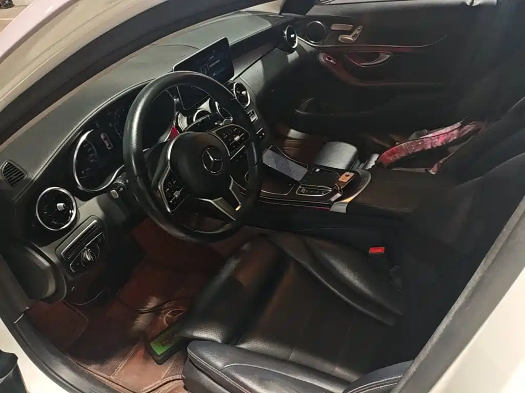 Mercedes-Benz C-Class — миниатюра 15