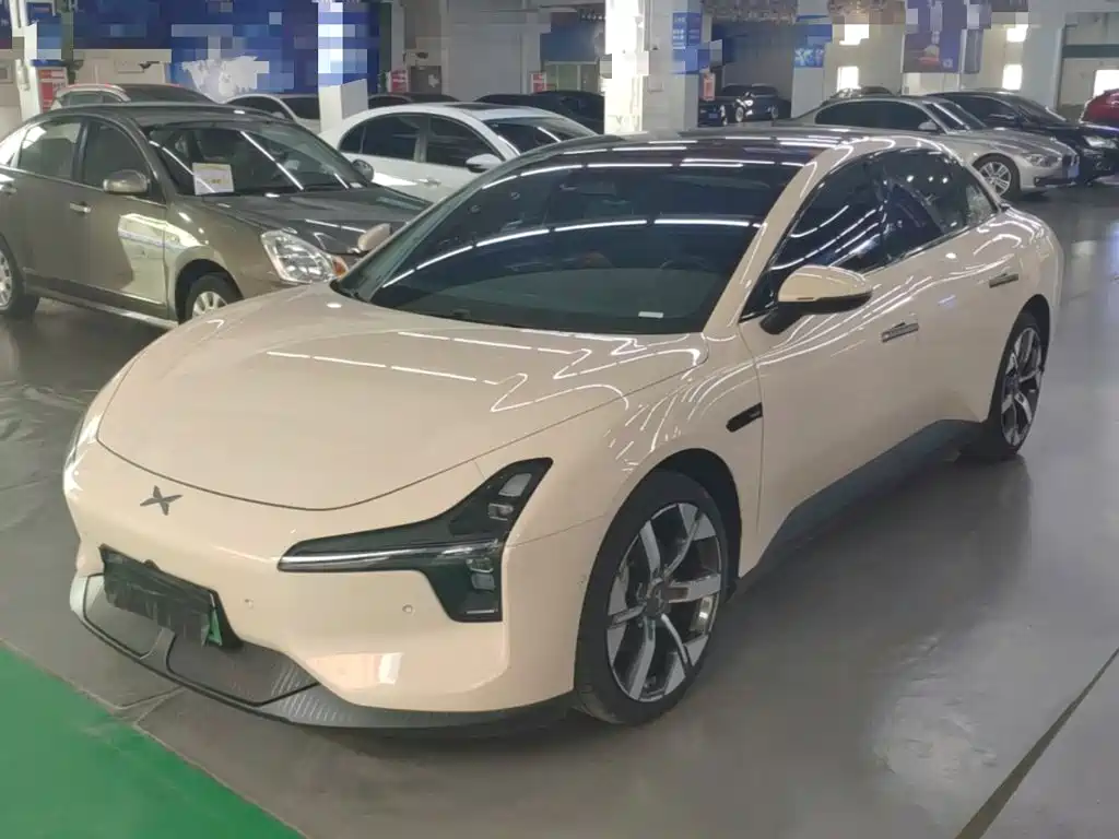XPeng MONA M03 — миниатюра 2