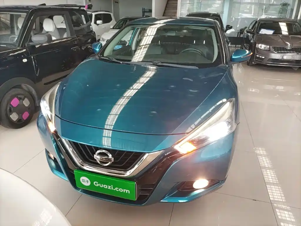 Nissan Bluebird — миниатюра 3