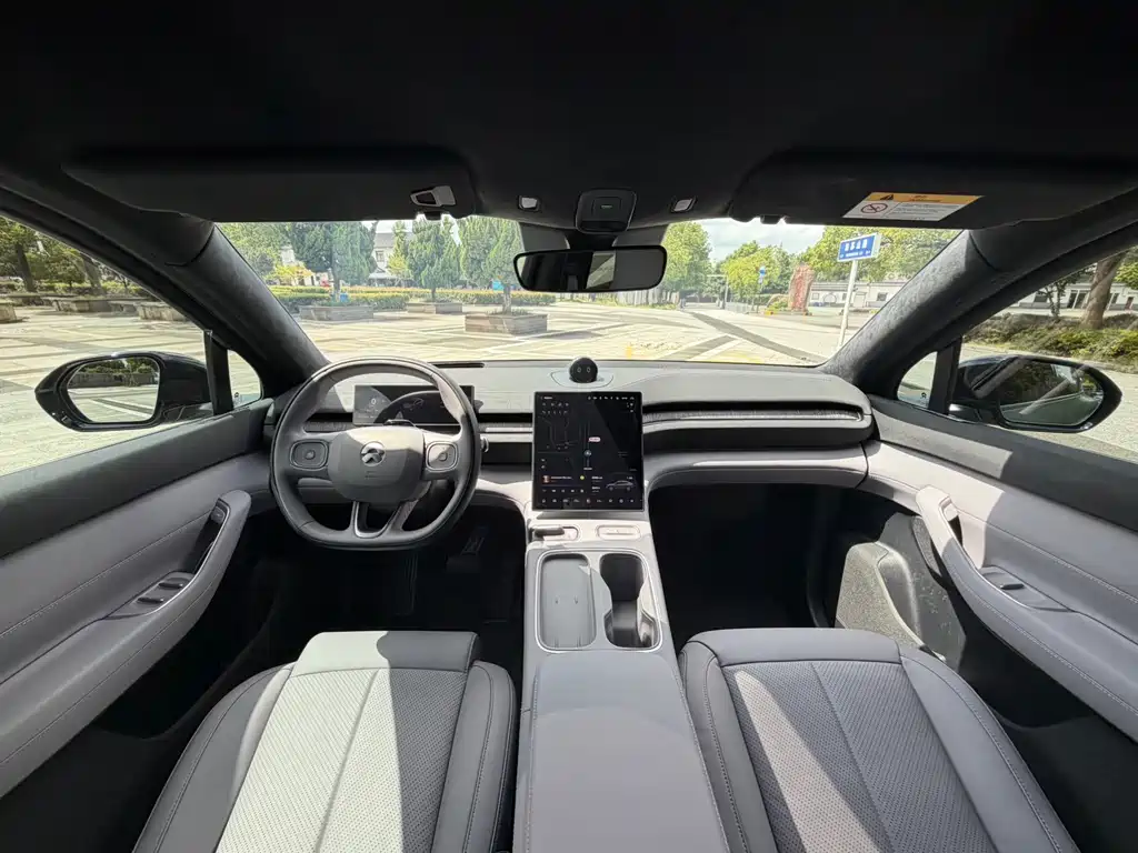 NIO EC6 — миниатюра 8