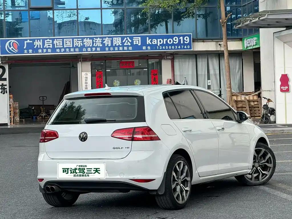 Volkswagen Golf — миниатюра 9