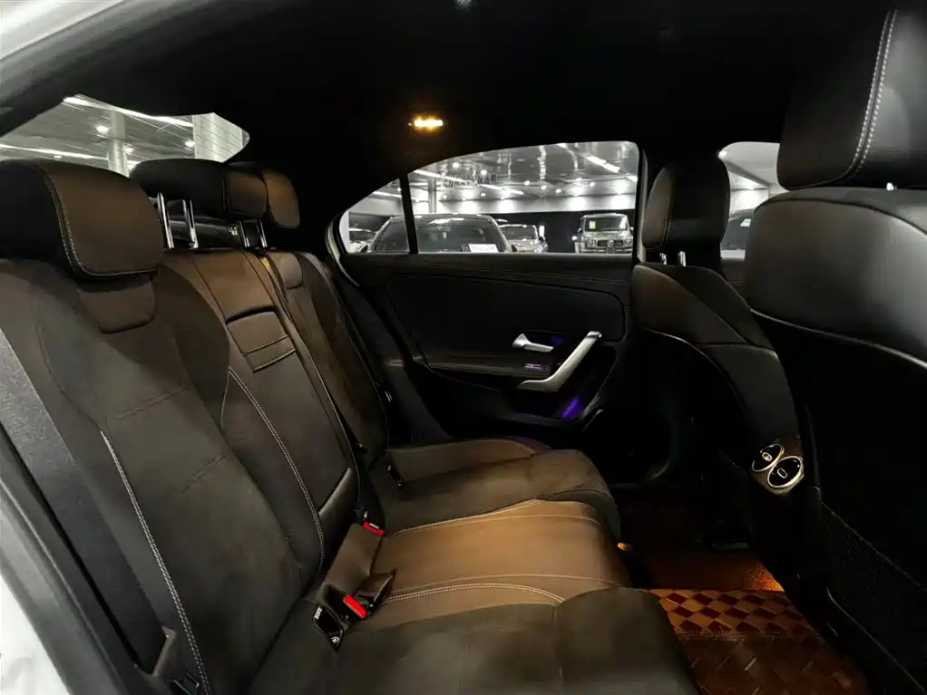 Mercedes-Benz A-Class — миниатюра 15