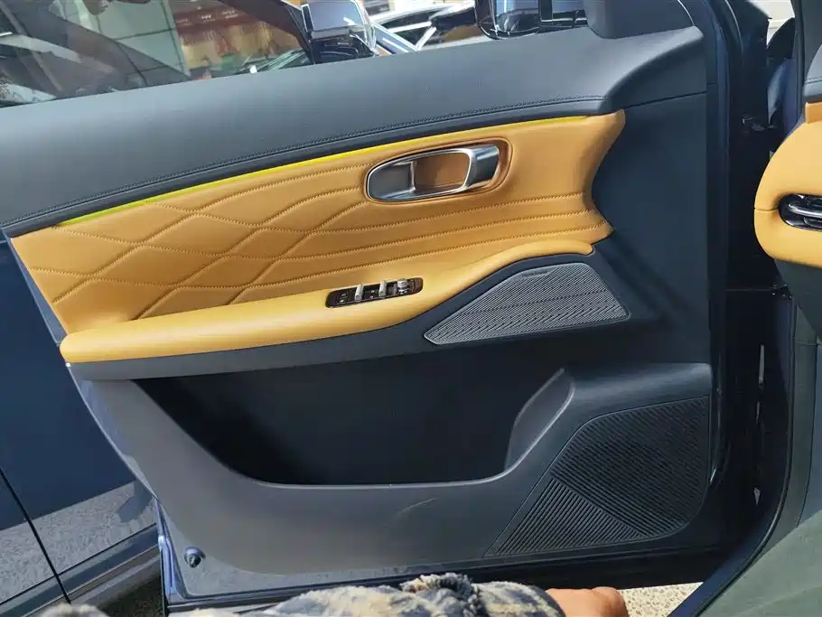 GEELY GALAXY GALAXY STARSHIP 7 EM I