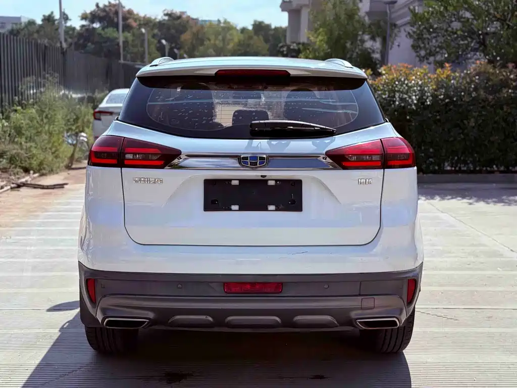 Geely Boyue — миниатюра 8