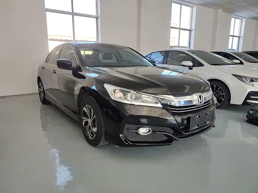 Honda Accord — миниатюра 4
