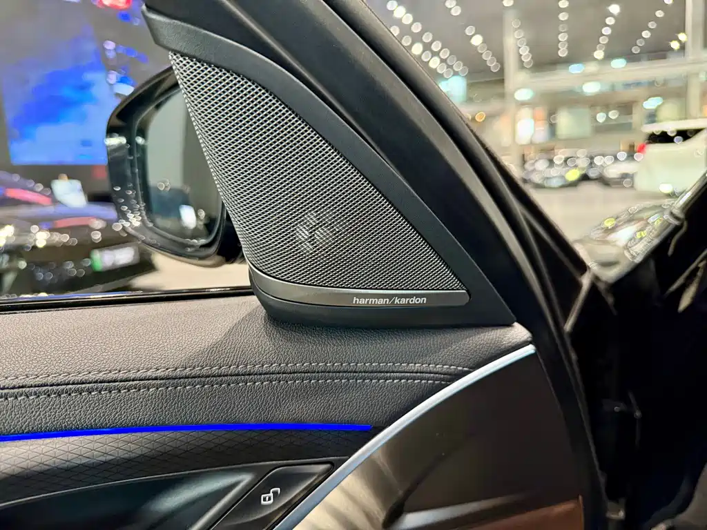 BMW 5 Series (Import) — миниатюра 4