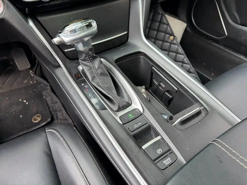 Honda Inspire — миниатюра 9
