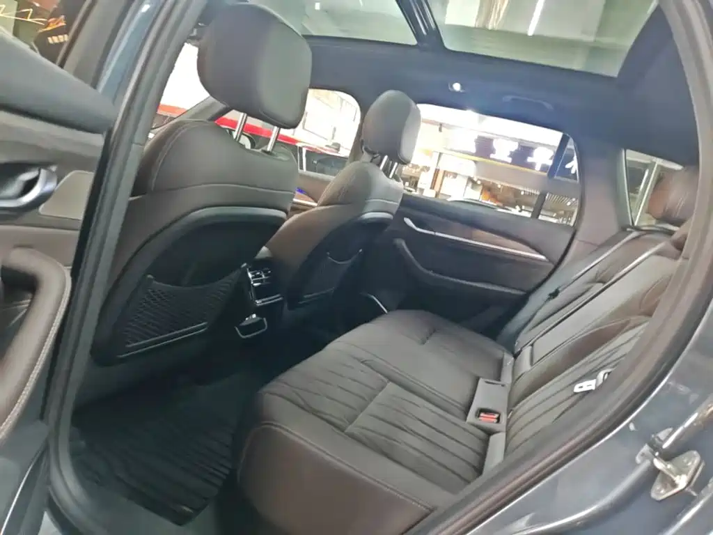 Geely Xingyue L — миниатюра 17