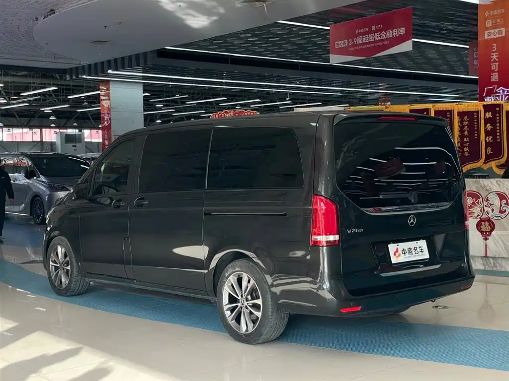 MERCEDES-BENZ V CLASS