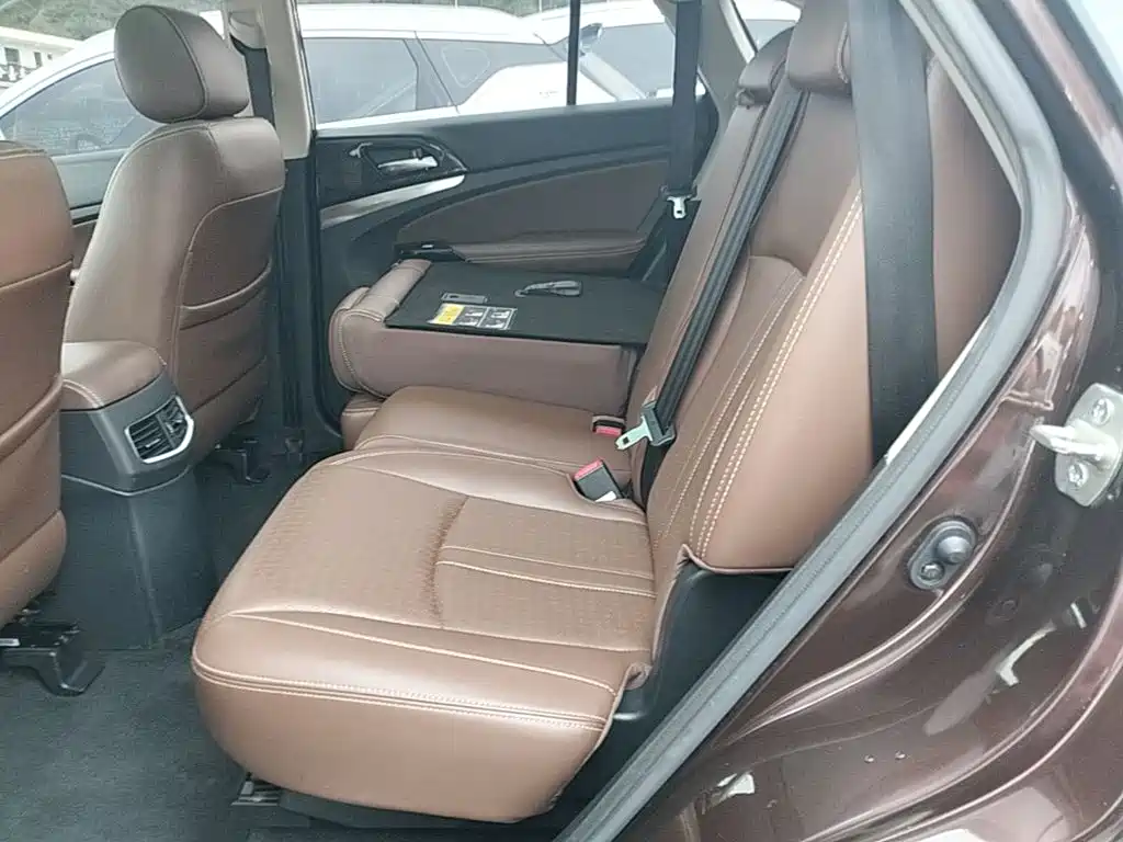 BYD S7 — миниатюра 17