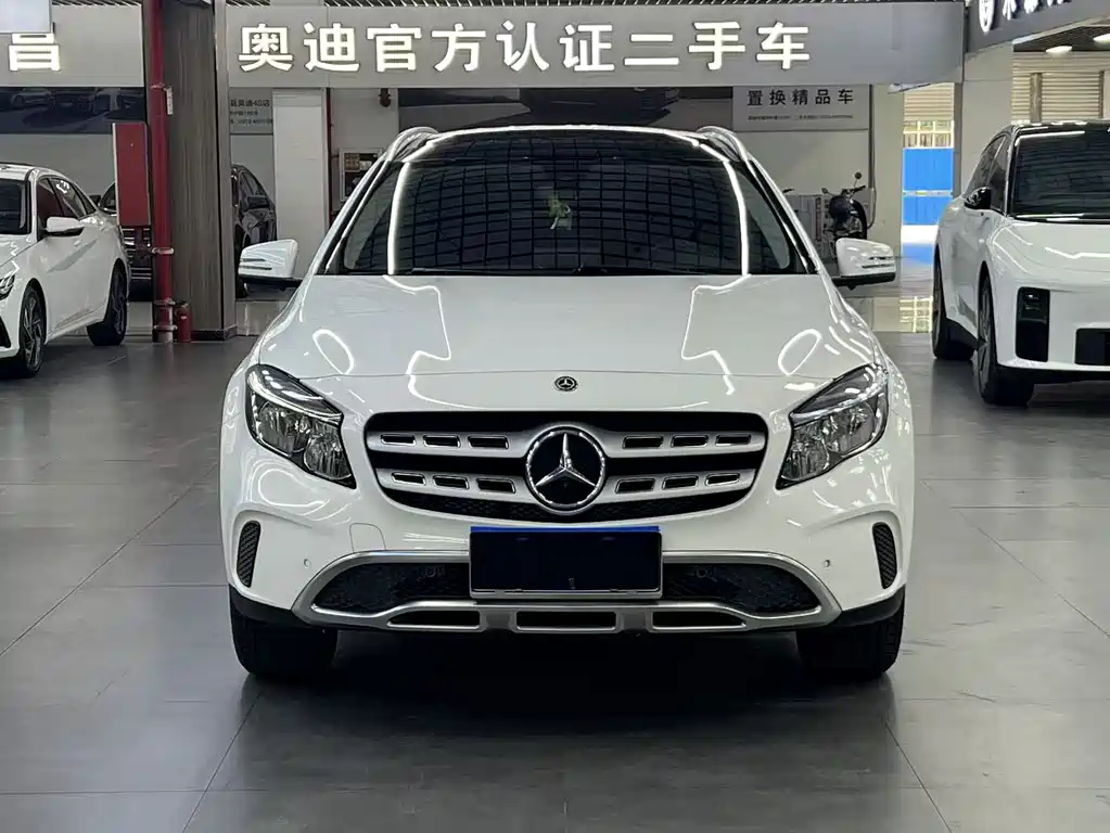 Mercedes-Benz GLA 2019