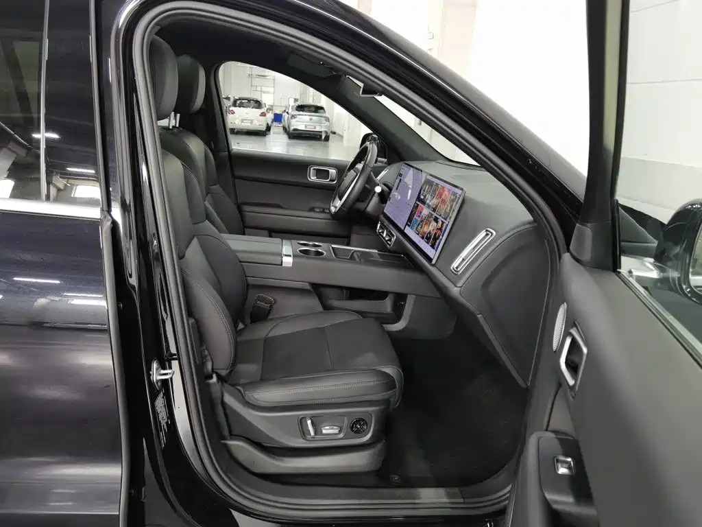 Li Auto Li L6 — миниатюра 23