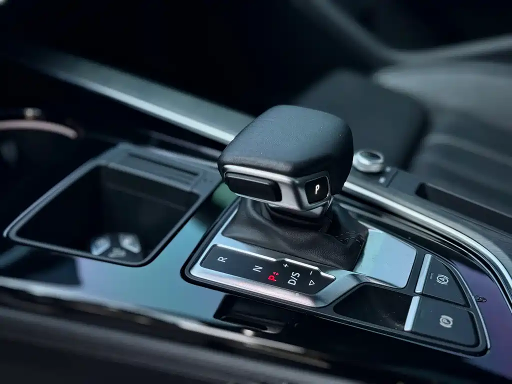 Audi A4L — миниатюра 16
